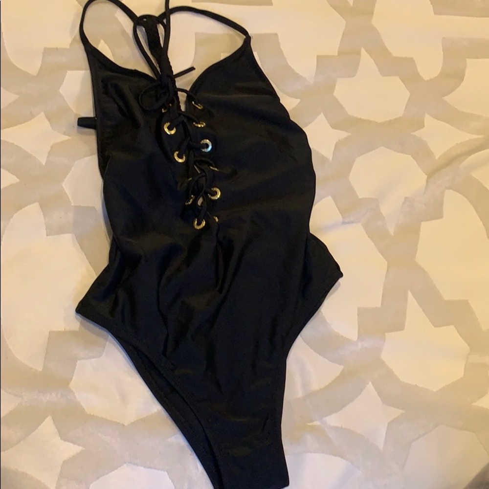one piece bathing suit